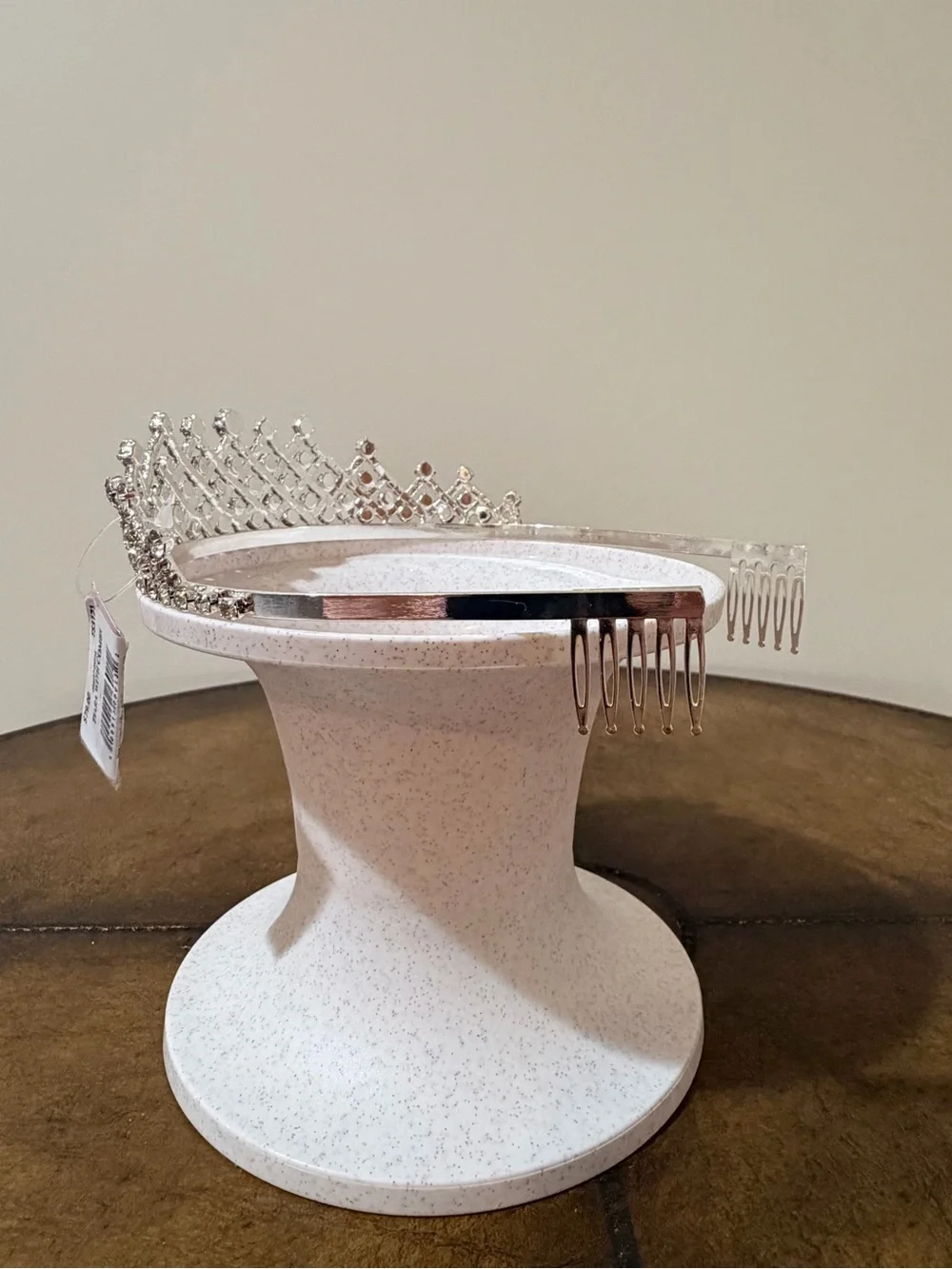 NEW WITH TAGS AUTHENTIC ARRIBAS DISNEY PRINCESS WEDDING PARTY TIARA WITH COMBS 👑